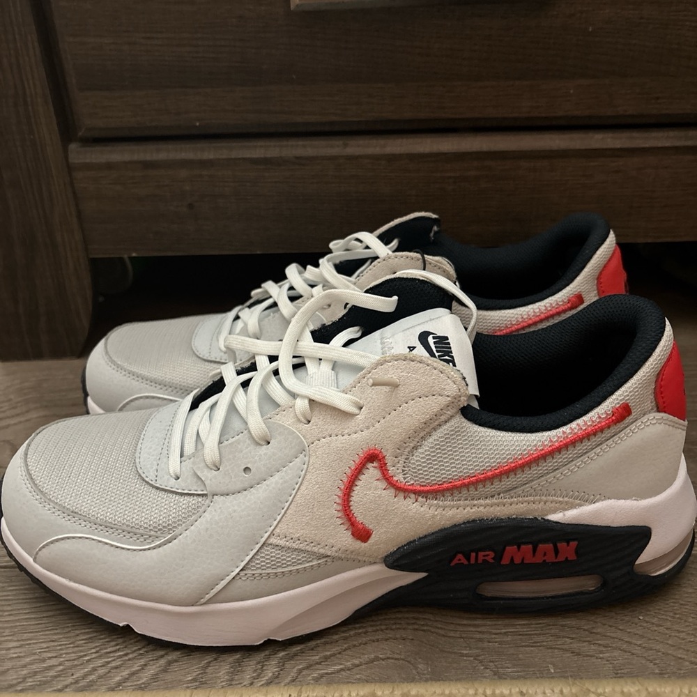 Nike Air Max Sneakers in Cream and Red